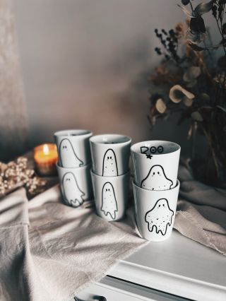 Halloweensko-podzimní kolekce se pomalu a jistě loučí. 🎃🦇 V pátek 31.10. je poslední den, kdy bude možné něco nakoupit....